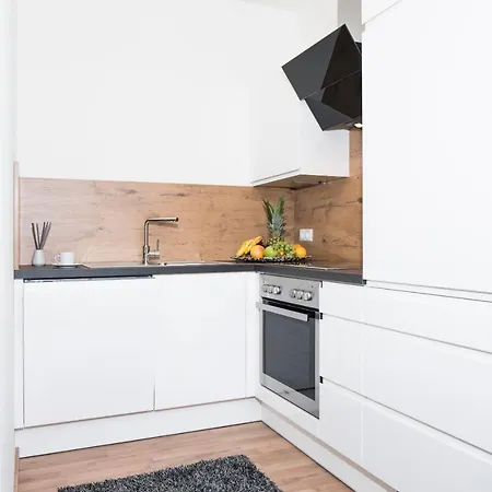 - Smart 4* Štýrský Hradec